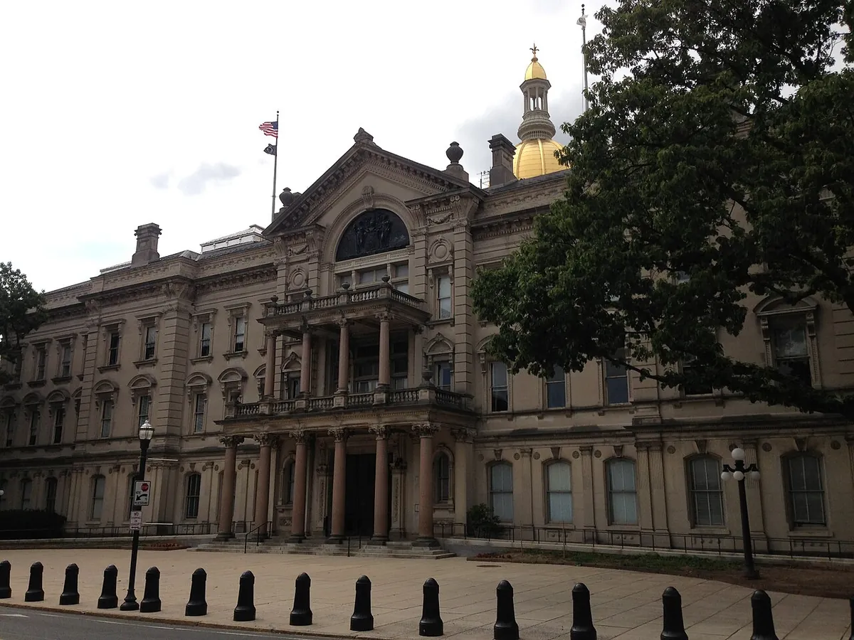 The New Jersey State House in Trenton, seen from outside
